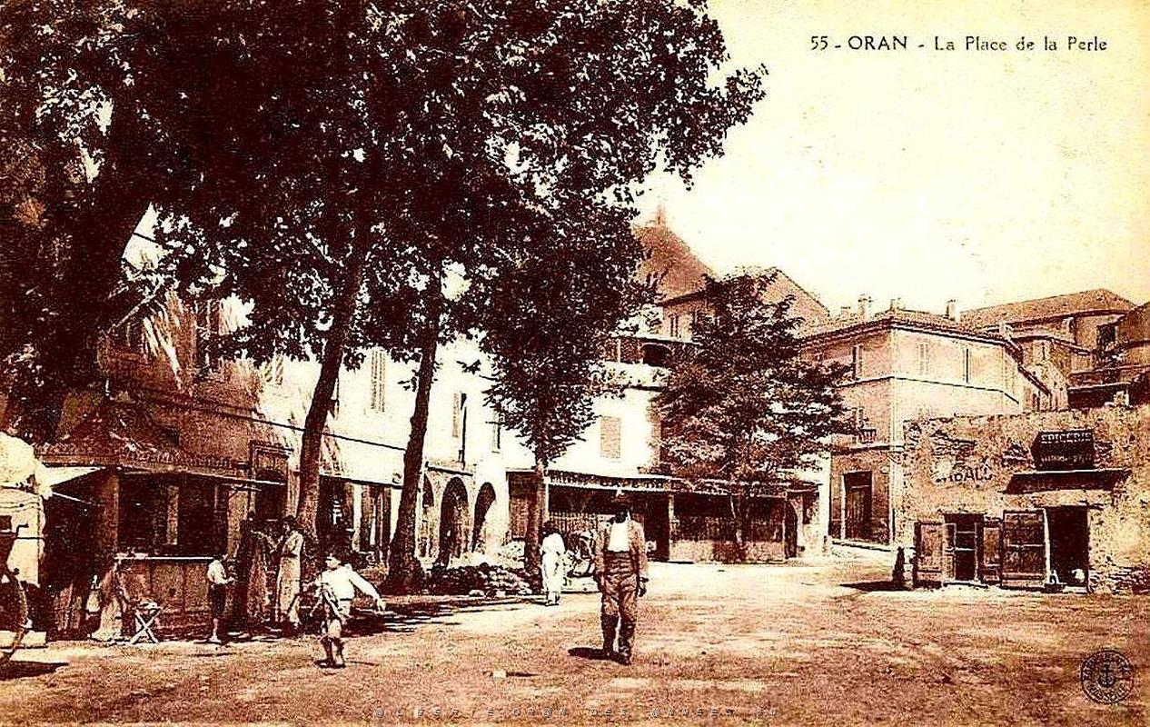 101- Oran - Place de la perle en 1914.jpg